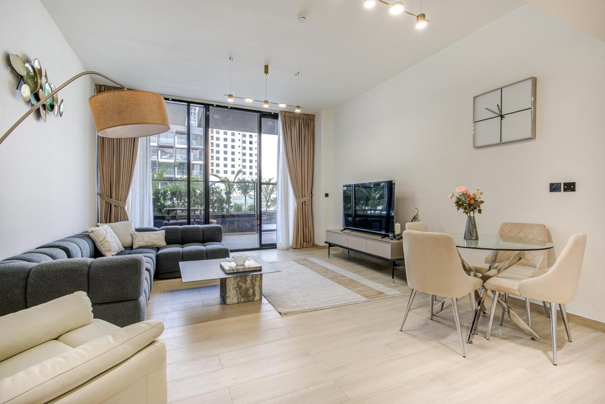 Bookable - Binghatti Crescent, Xl 1 Bedroom, Private Terrace